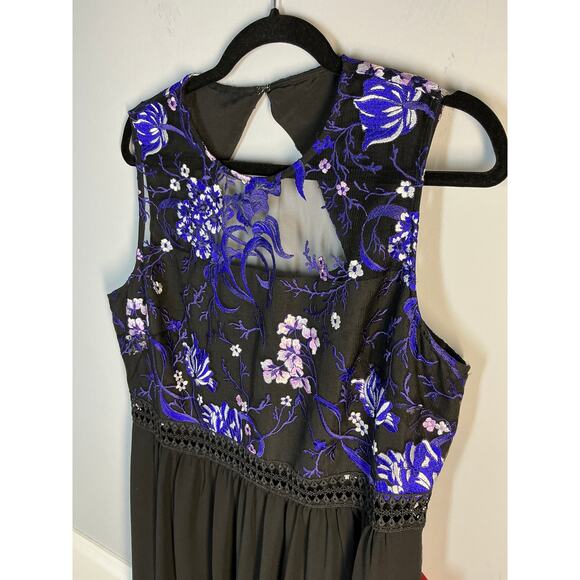 NWT, Truth & Fabel, Sz. 2XL, Black & Purple Illusion Neckline, Floral Maxi Dress - Picture 2 of 7